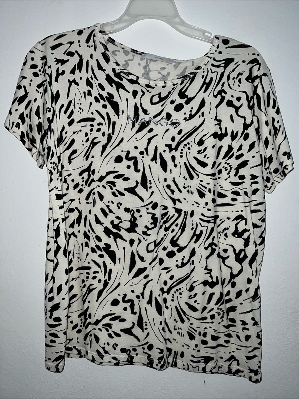 Mango Black and White Short-Sleeve Printed Tee